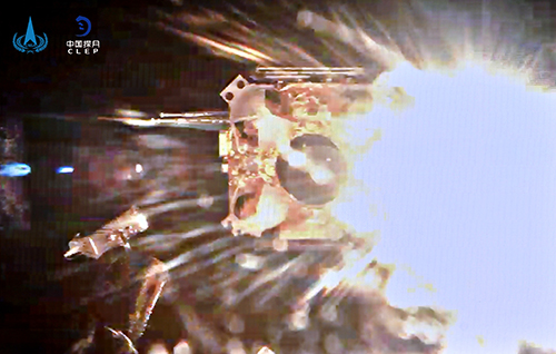嫦娥五号点火升空 实现新万博体育首次地外天体起飞